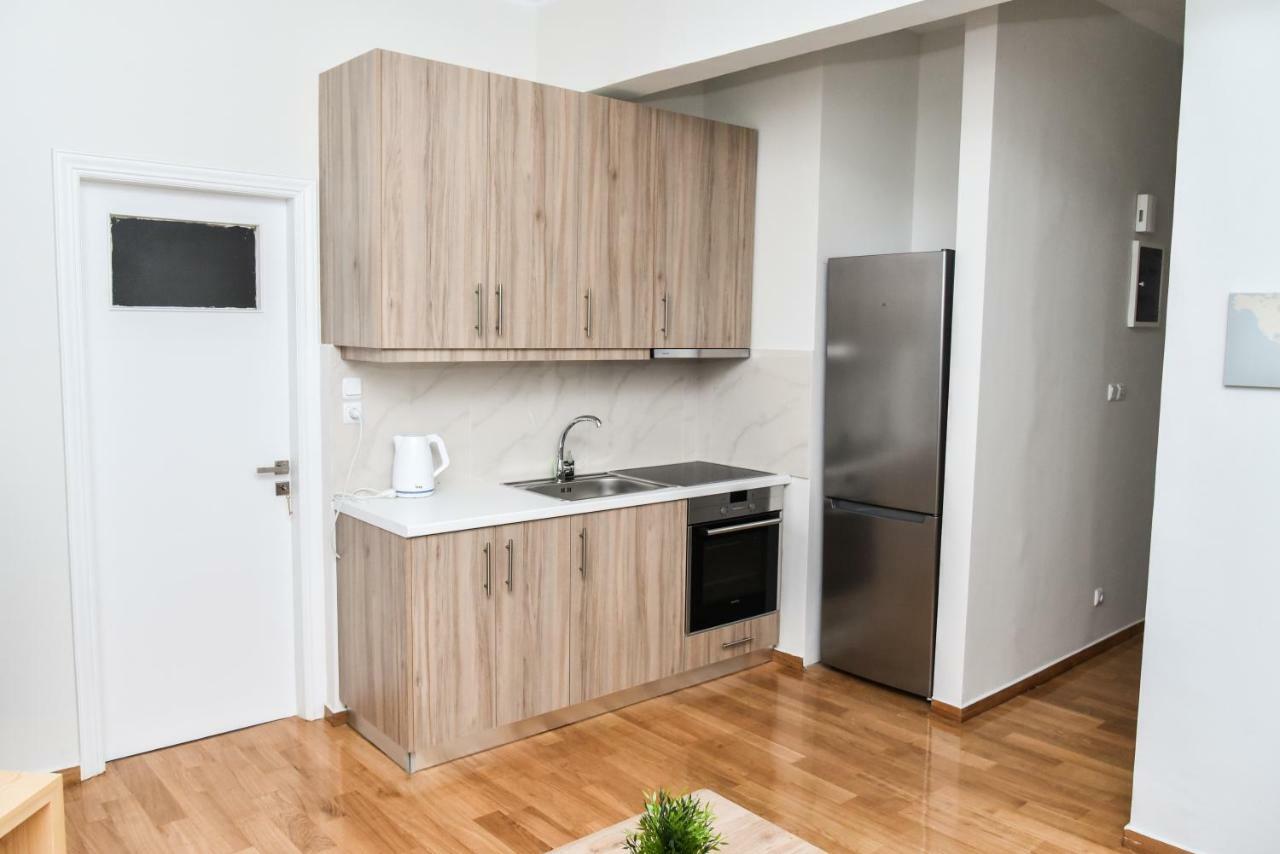 Warm Apartment At Exarchia 1 Bed 2 Pers Athens Exterior photo